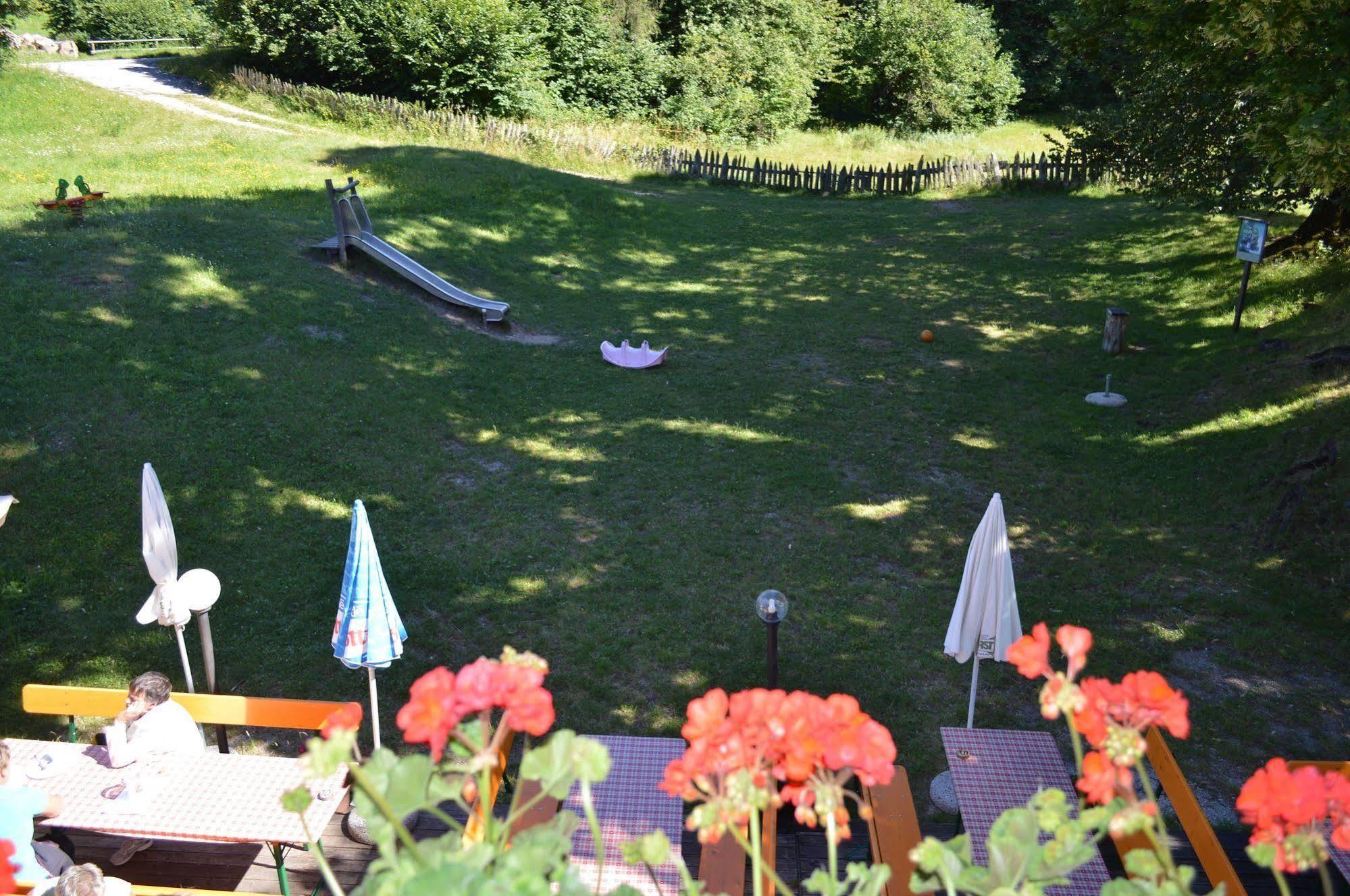 Zur Kirche Hotel Magre all' Adige