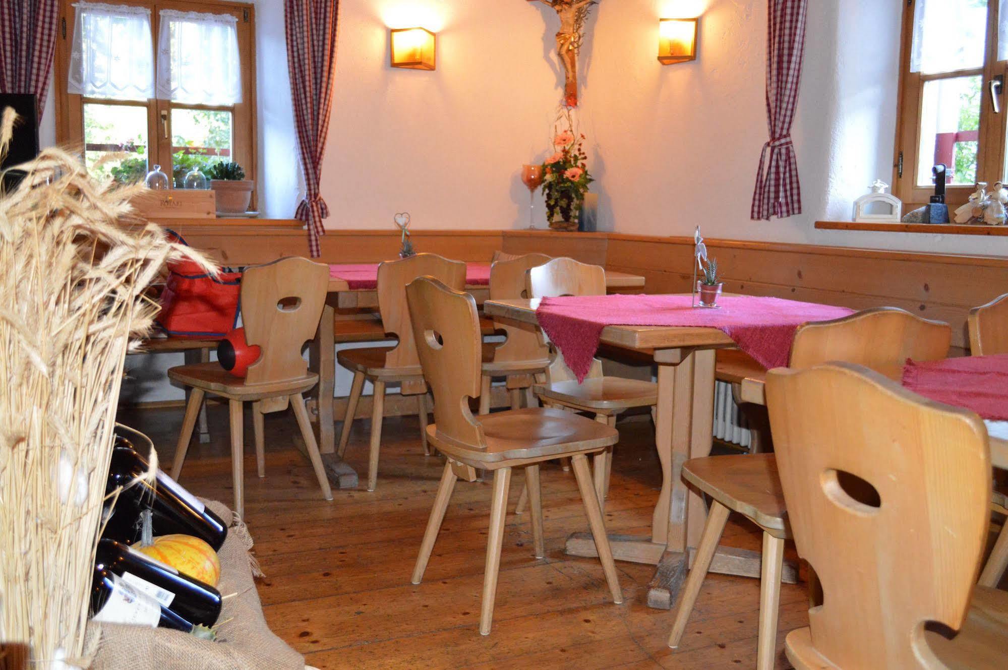 Hotel Zur Kirche